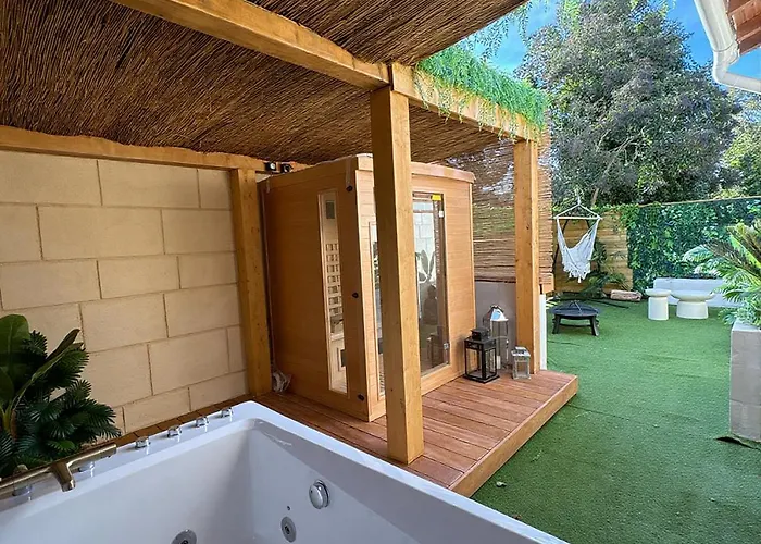 Bali Balneo Sauna Terrasse 4personnes *